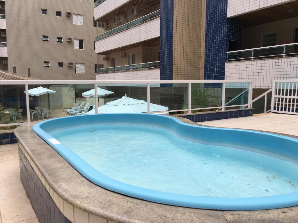  Excelente Apartamento a 100m da praia