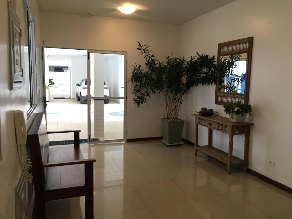  Excelente Apartamento a 100m da praia