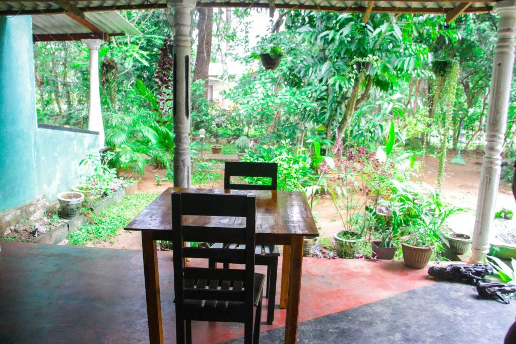 Zahrada ubytování Manju Homestay