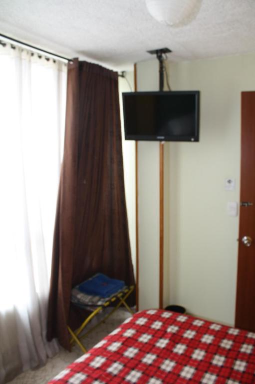 TV a/nebo společenská místnost v ubytování Hostel Casa Alb