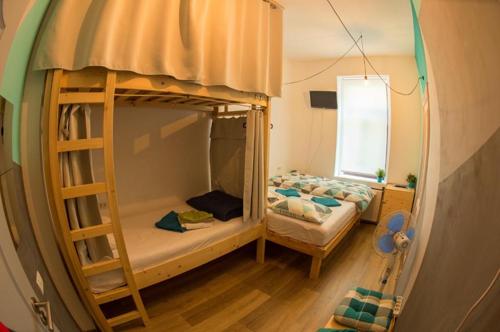 Postel nebo postele na pokoji v ubytování Cloud 9 Living