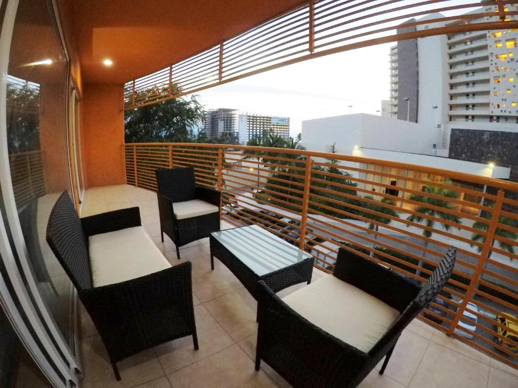 3 Bedroom Apartment at La Joya Hotel Zone