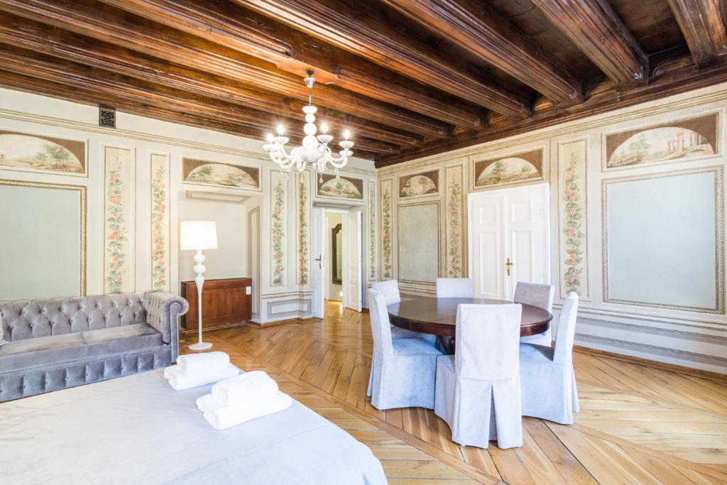 MR 3 Apartments - 14