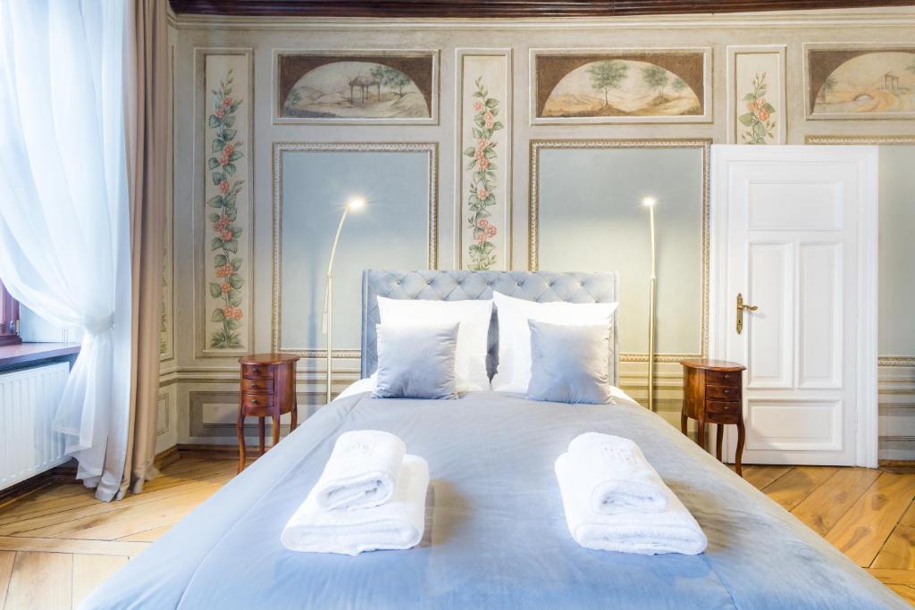 MR 3 Apartments - 16