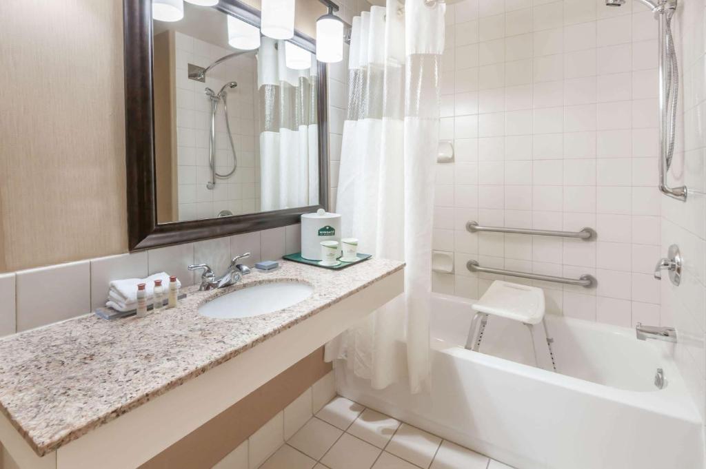 Wingate by Wyndham - Edmonton West - Resim 27