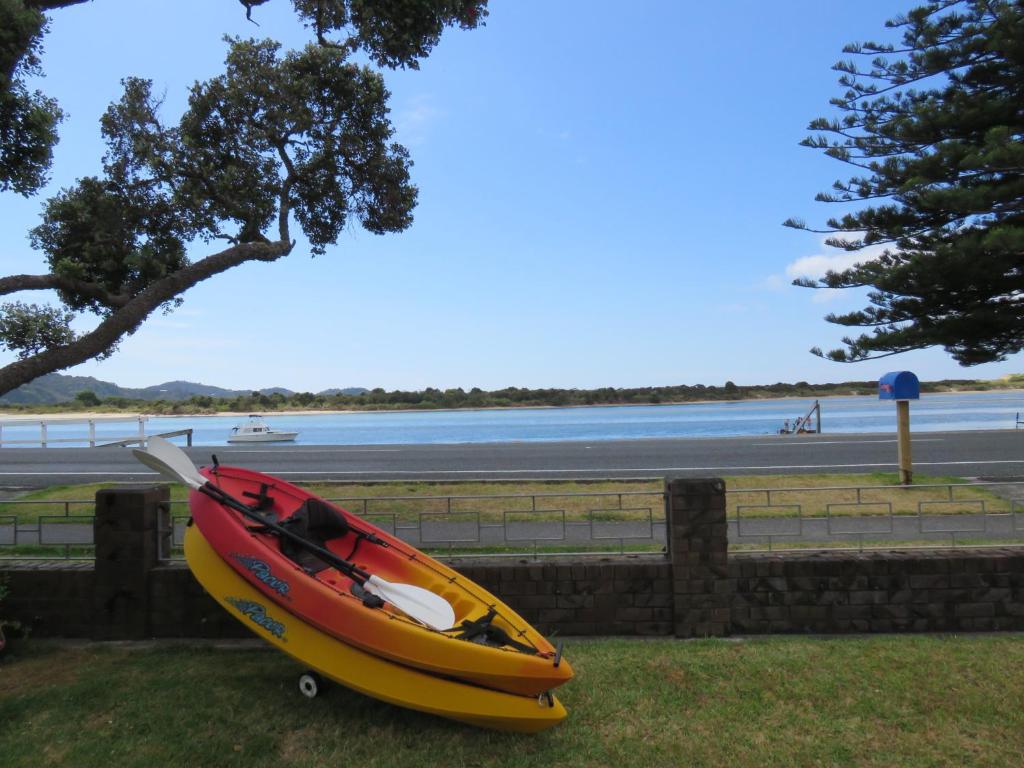 Pohutukawa Bach - Resim 21