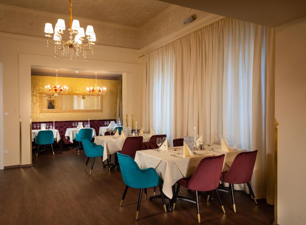 Restaurace v ubytování Hotel Allmer