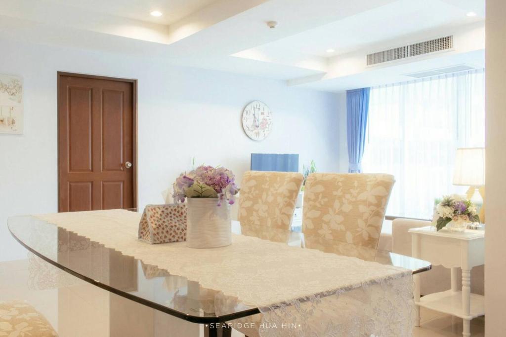 Posezení v ubytování SeaRidge Hua Hin Resort & Poolvilla