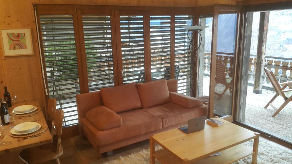 Posezení v ubytování Appartement d'une chambre avec vue imprenable - Veysonnaz