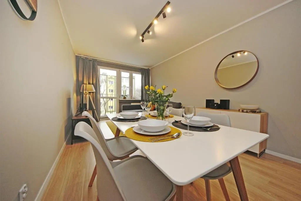 House Manager - Przymorze Deluxe, Gdańsk, Polonia