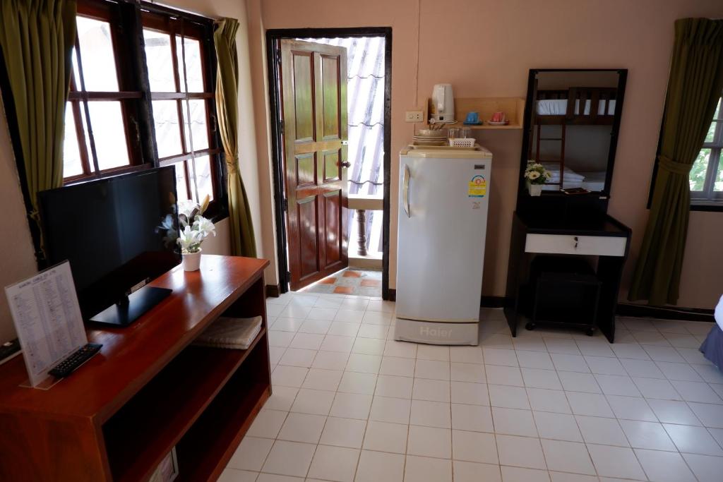 Kata Beachwalk Hotel and Bungalows - Resim 15