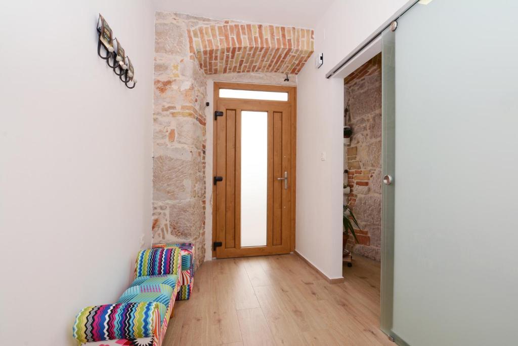 Фотография из галереи XY Suites - Design Apartments в Шибенике