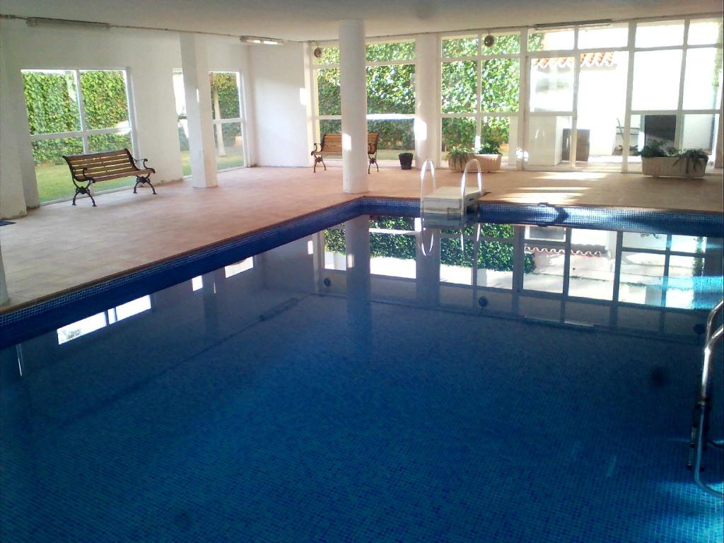 The swimming pool at or close to Relax en la playa