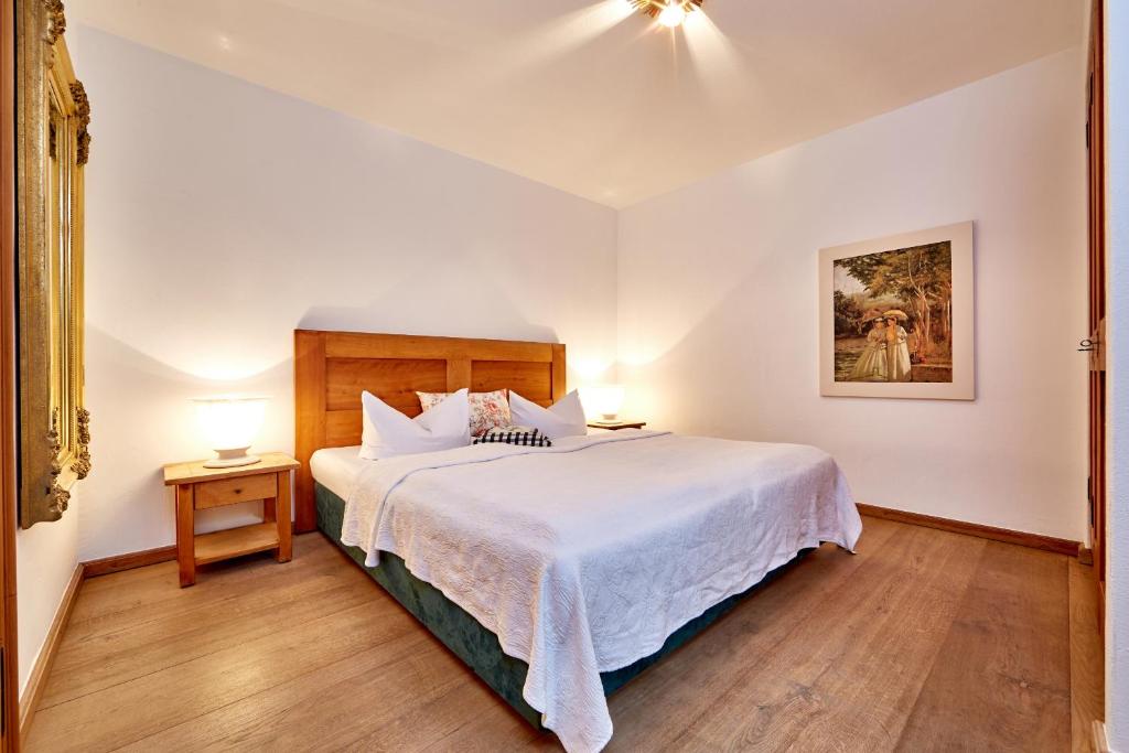 Postel nebo postele na pokoji v ubytování Hotel Föhrenhof
