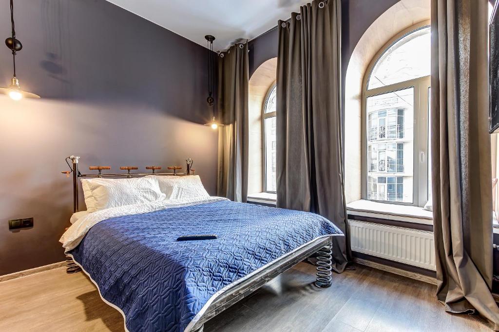 Апартаменты Веста на Невском проспекте - отзывы и видео