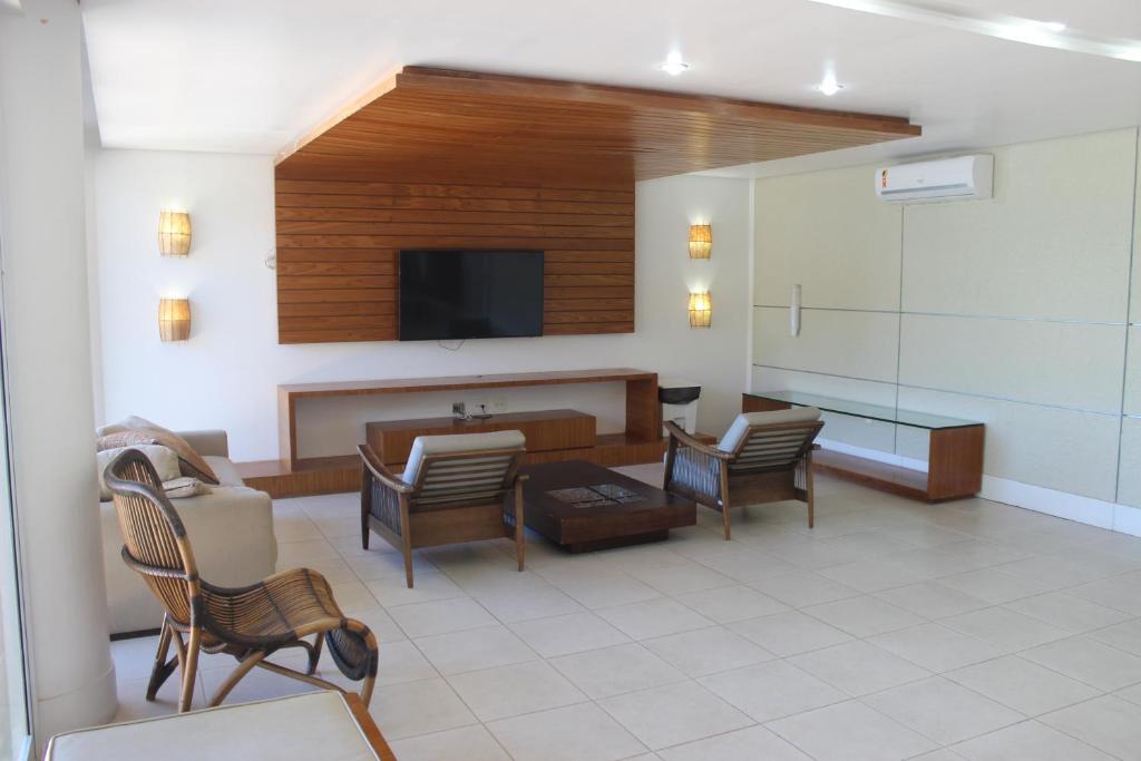  Beach Living