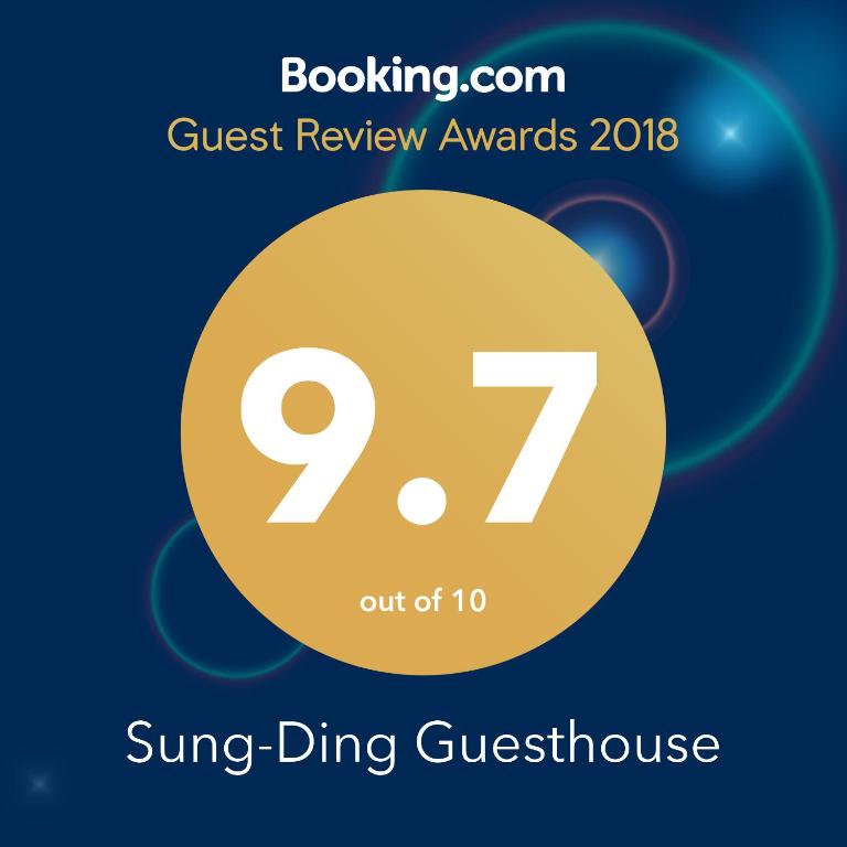 Certifikát, hodnocení, plakát nebo jiný dokument vystavený v ubytování Sung-Ding Guesthouse