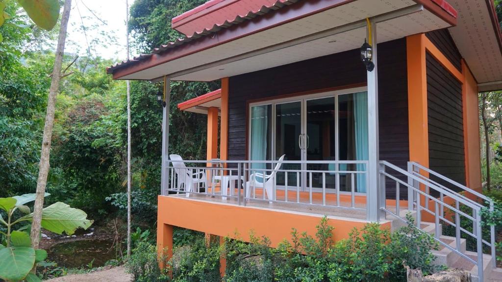 Balkón nebo terasa v ubytování Khum Maikaew Resort