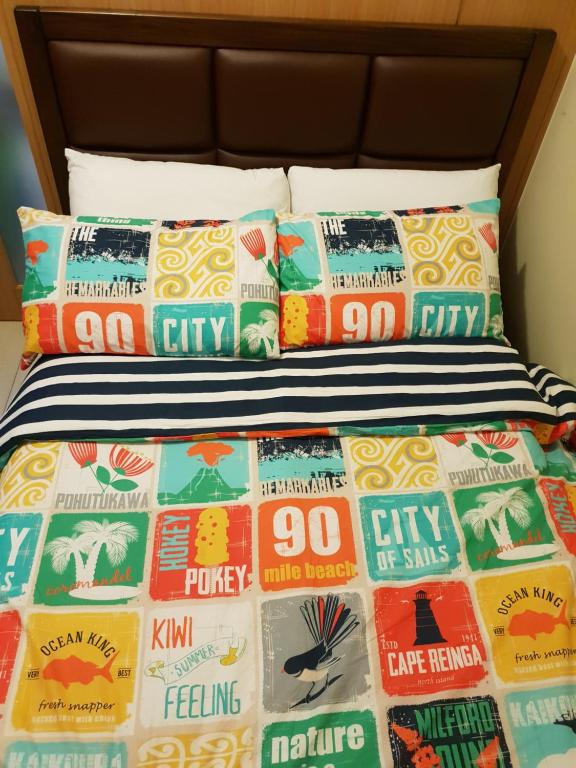 The Palawanos Home at Shell Residences