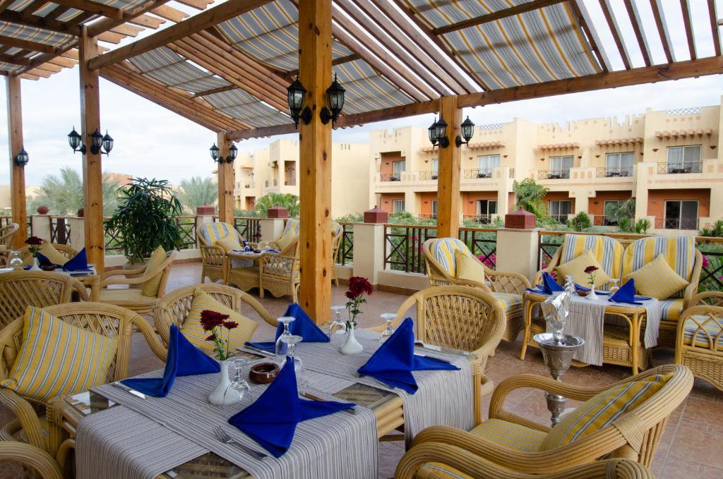 Swiss Inn Pyramids Golf Resort - 8