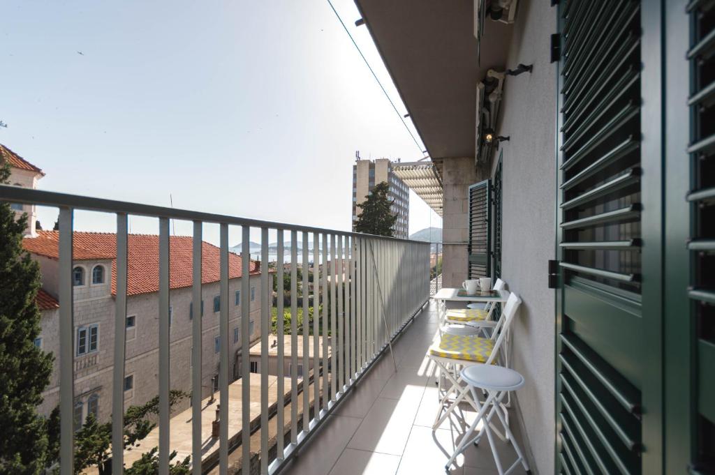 Balkón alebo terasa v ubytovaní Luxury apartment Lucy in center with amazing sea-view