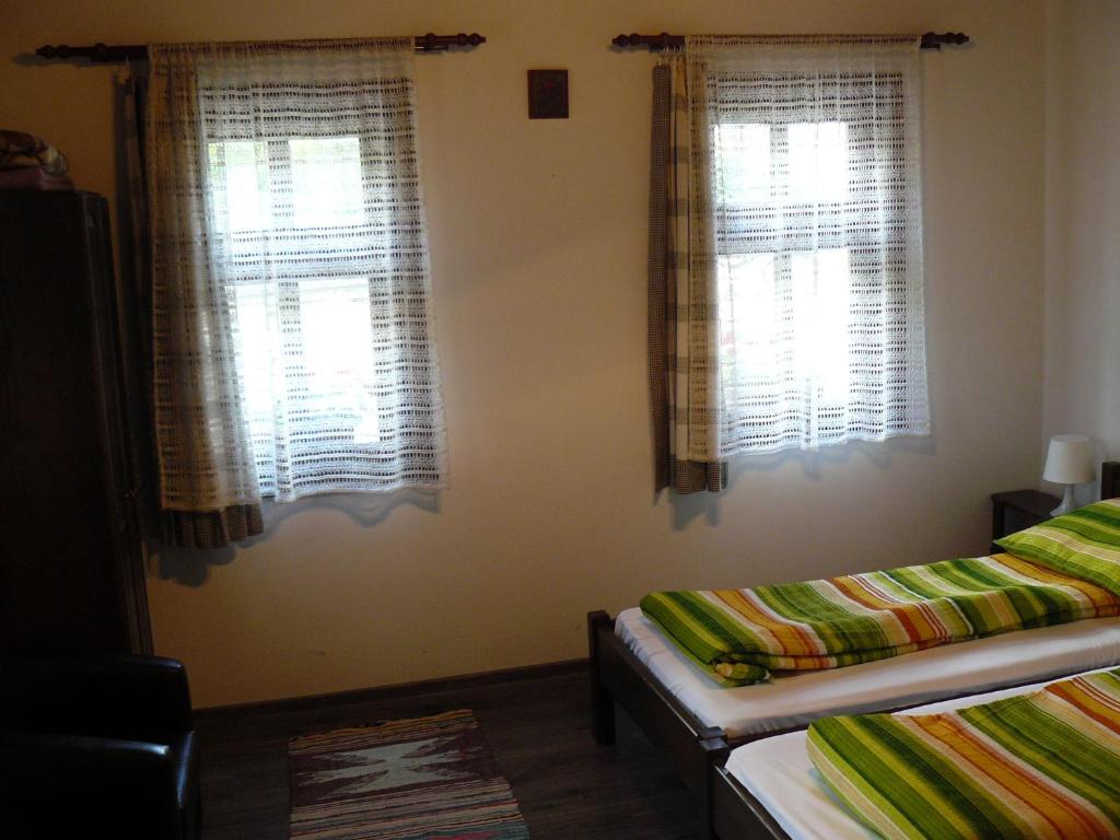 Casa Demeter - Triple Room With Private External Bathroom