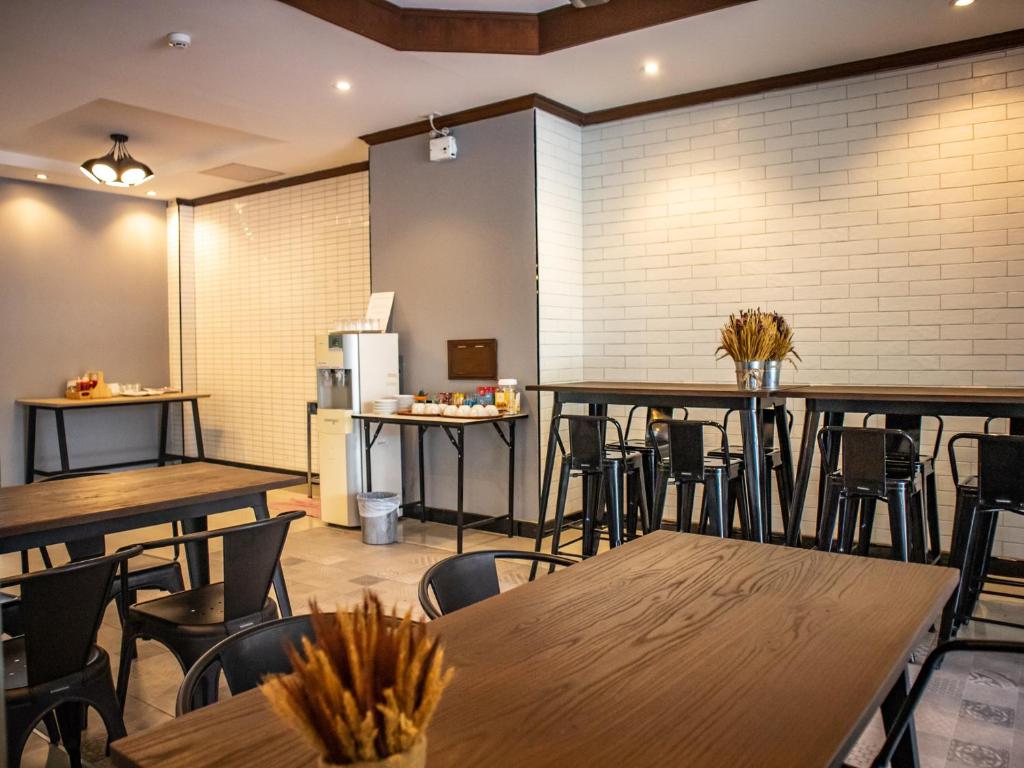 The Moon Night Ao Nang Hotel - Resim 21