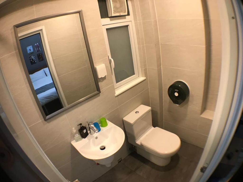 Ένα μπάνιο στο Soso Hostel