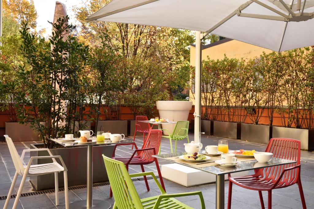 UNA Hotels Bologna Centro - Resim 6