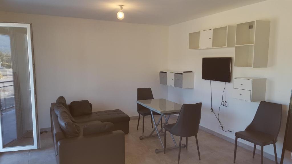 Kuchyň nebo kuchyňský kout v ubytování Hotel Macchia e Mare