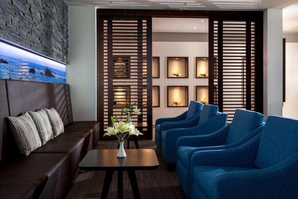 Posezení v ubytování Hotel Tigaiga