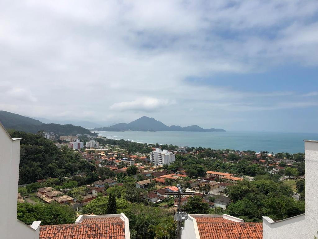 Apto Condomínio Varandas de Ubatuba - Vista Incrível