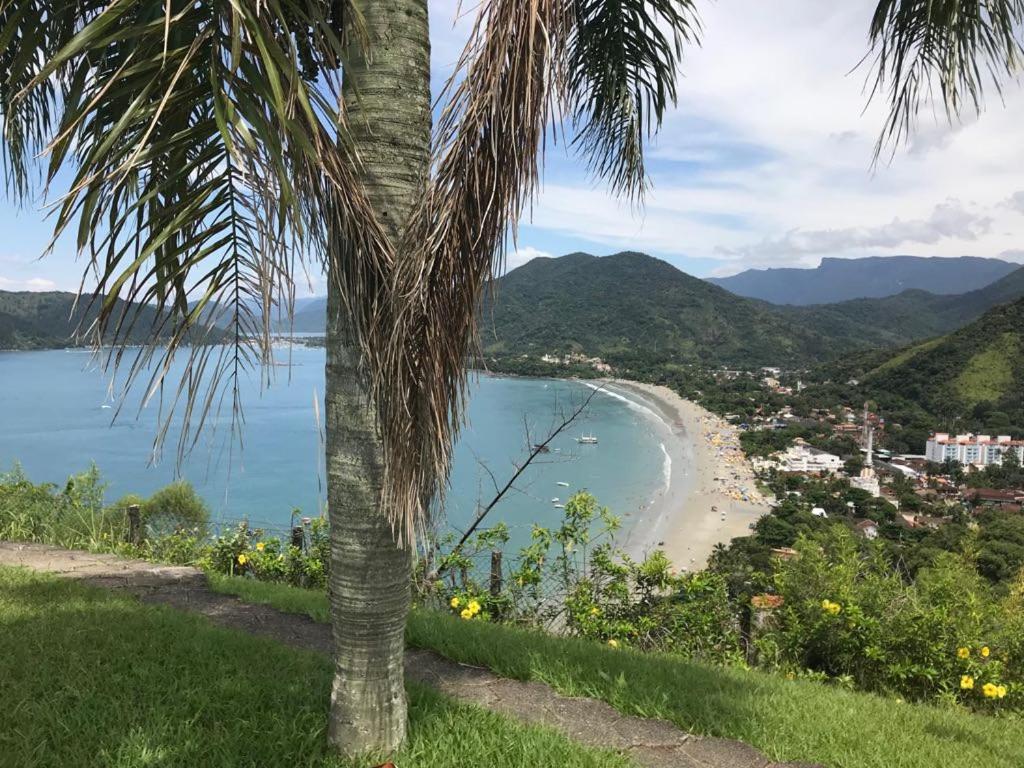  Apto Condomínio Varandas de Ubatuba - Vista Incrível