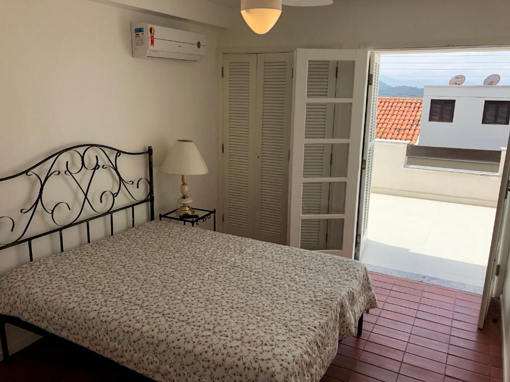  Apto Condomínio Varandas de Ubatuba - Vista Incrível