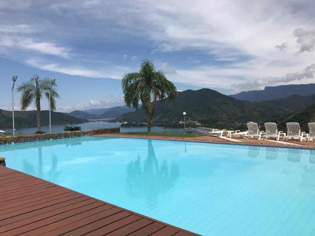  Apto Condomínio Varandas de Ubatuba - Vista Incrível