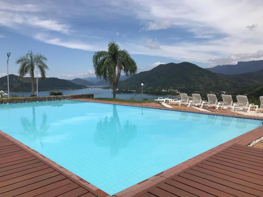  Apto Condomínio Varandas de Ubatuba - Vista Incrível