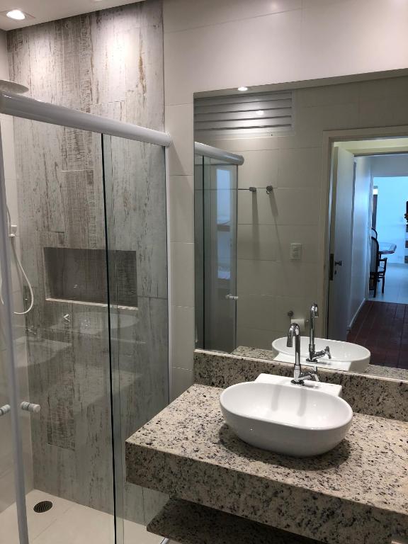  Apto Condomínio Varandas de Ubatuba - Vista Incrível