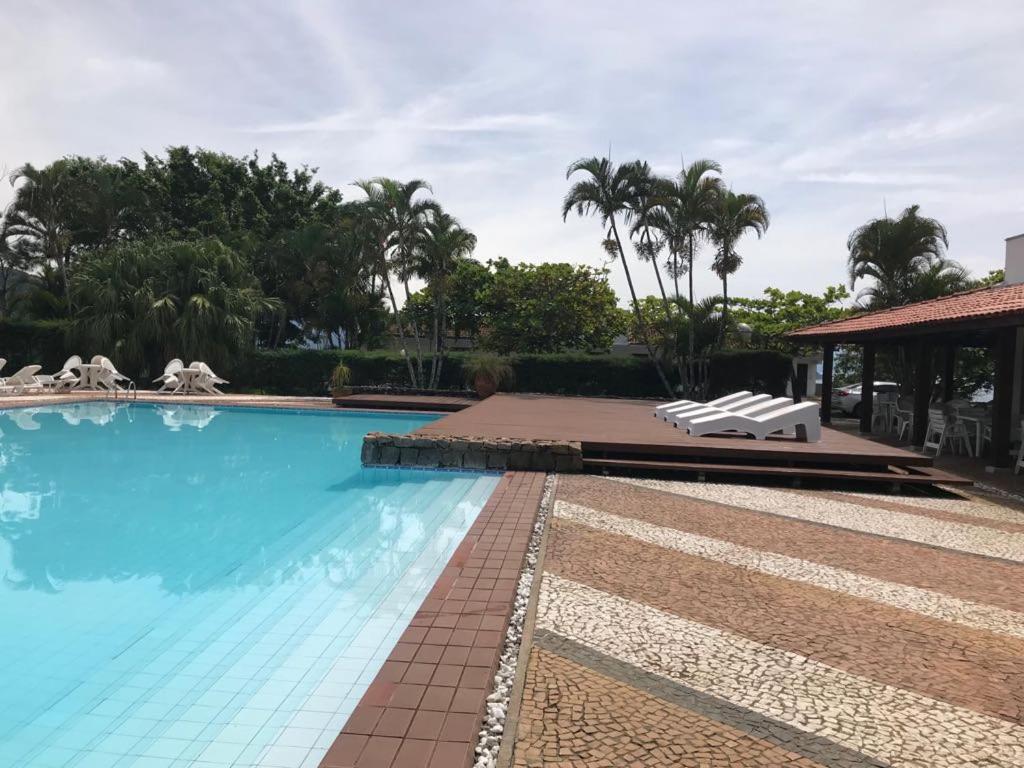  Apto Condomínio Varandas de Ubatuba - Vista Incrível