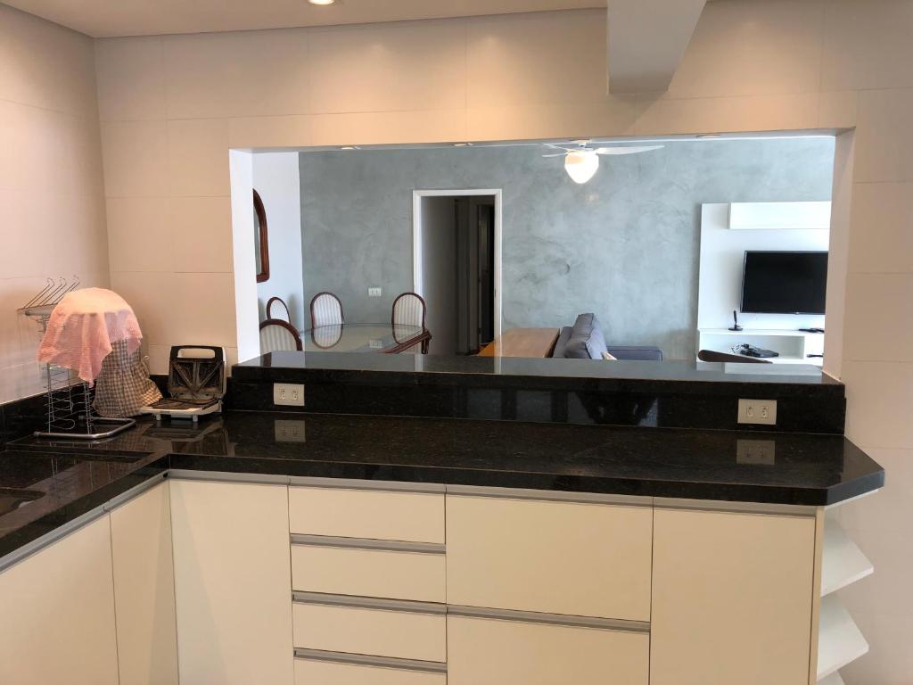  Apto Condomínio Varandas de Ubatuba - Vista Incrível