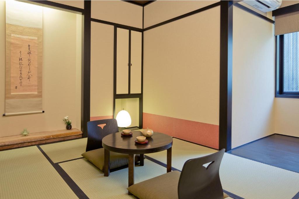 Gallery image of this property