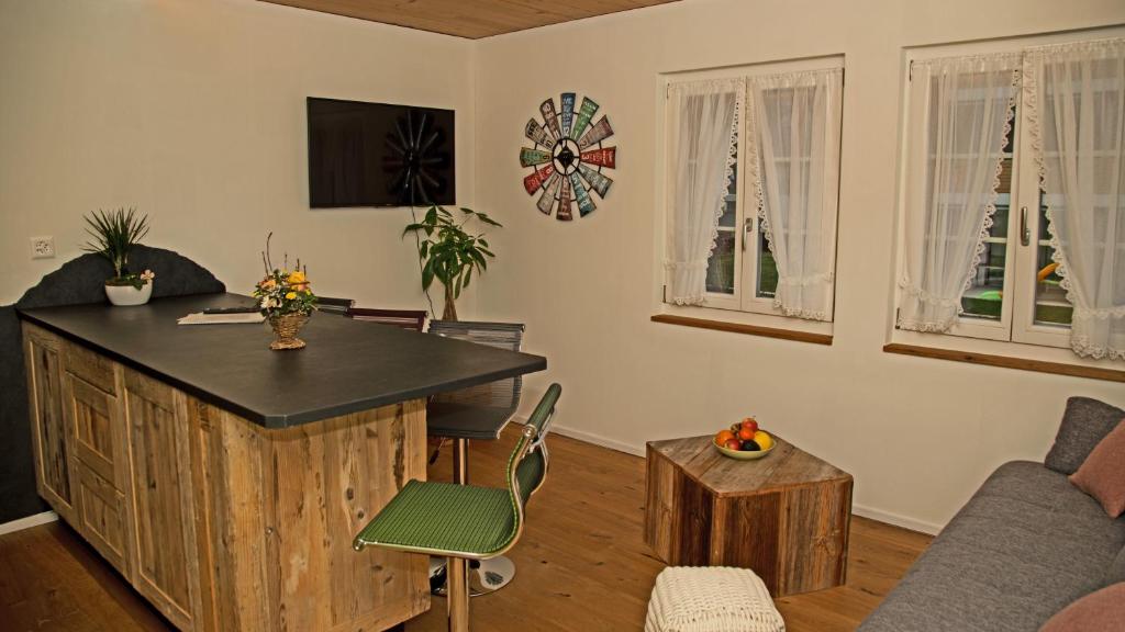 TV a/nebo společenská místnost v ubytování Conny's B&B