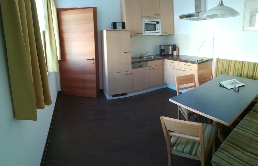 Kuchyňa alebo kuchynka v ubytovaní Ferienwohnung Abraham