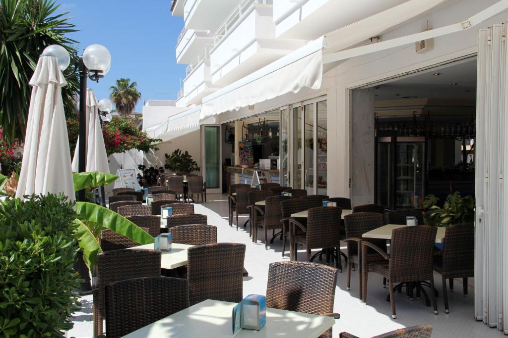 Restaurace v ubytování Maracaibo Aparthotel