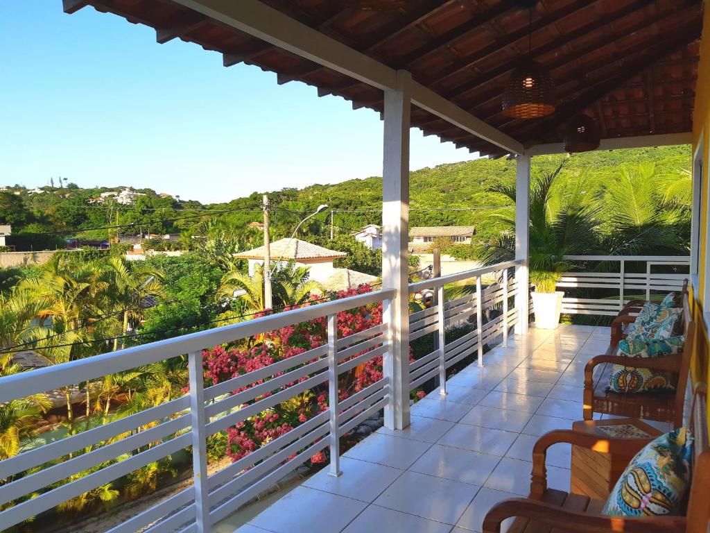  Espetacular Casa 3 SUÍTES cozinha varanda vista a passos da praia