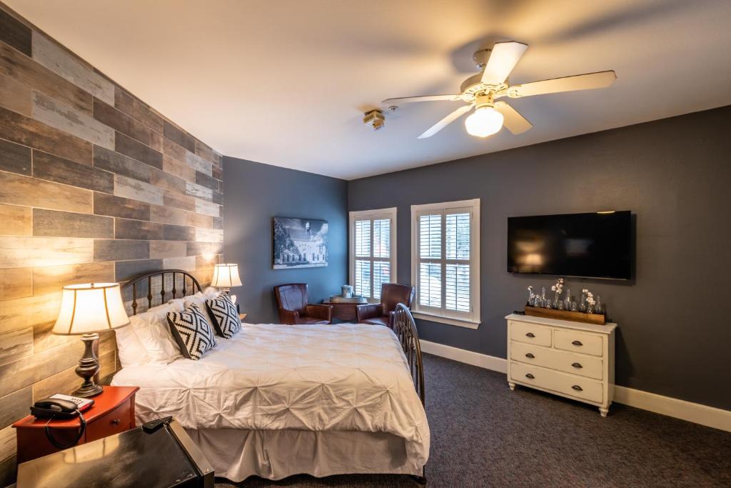 Gruene River Hotel & Retreat - Queen Room - Acceso A La Discapacidad