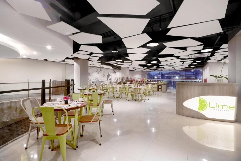 favehotel S. Parman Medan