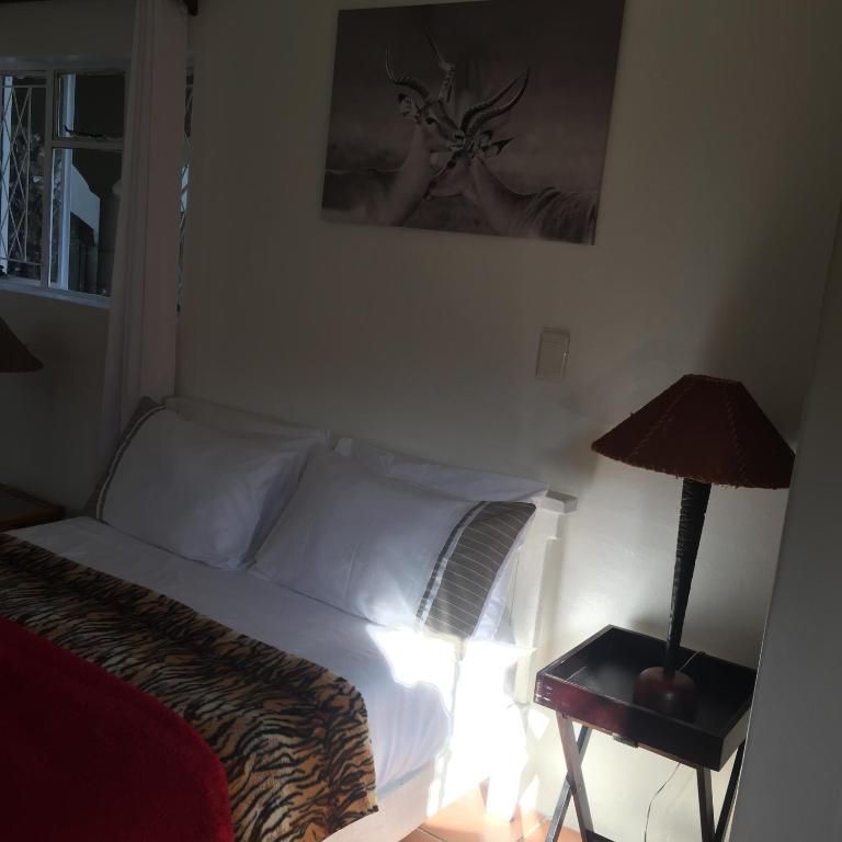 Knysna N2 Lodge - Image 41