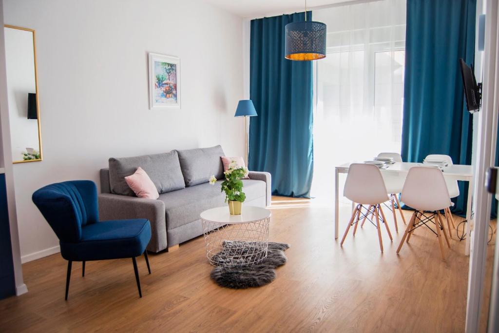 Posedenie v ubytovaní Apartamenty Rakowicka WAWELOFTS