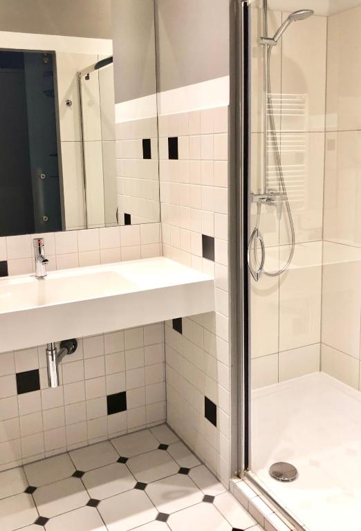 Hotel Arena Inn - Berlin Mitte - Resim 28