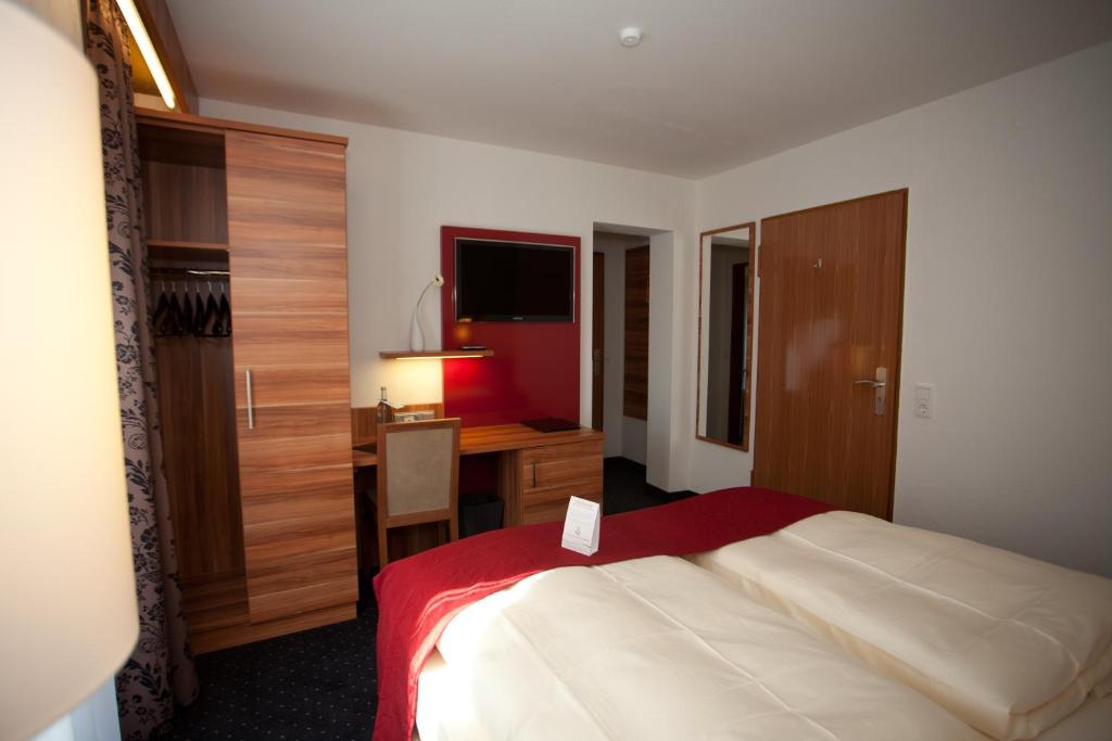 Hotel Knaus am Hafen - Standard Double Room